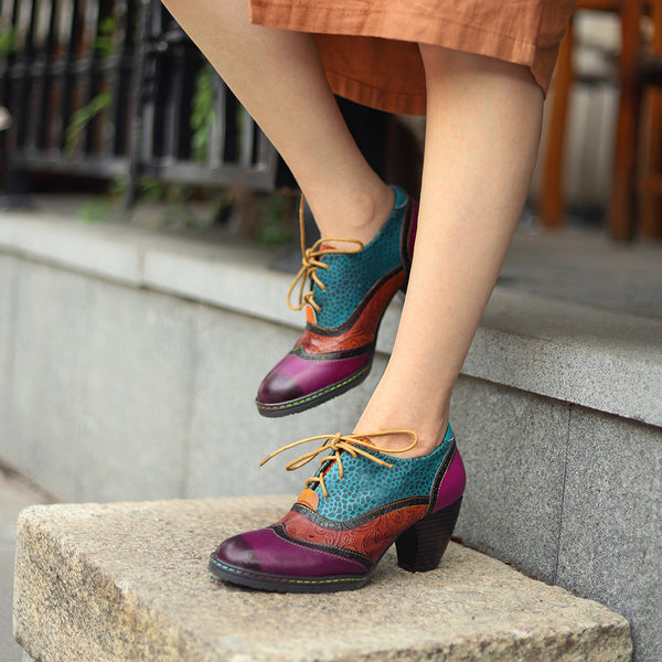 College-style Leather Contrasting Stitching Brock Print High Heels